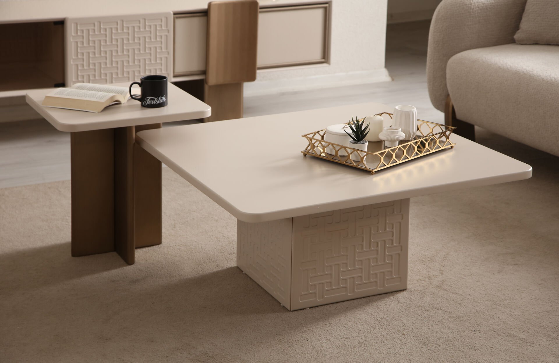 Florya Yan ve Orta Sehpa